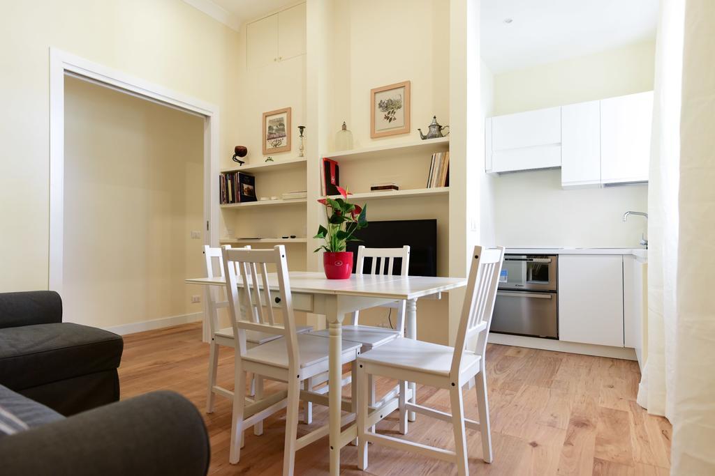 Apartment Bright And Comfy 3 Bedroom In Monti Rom
